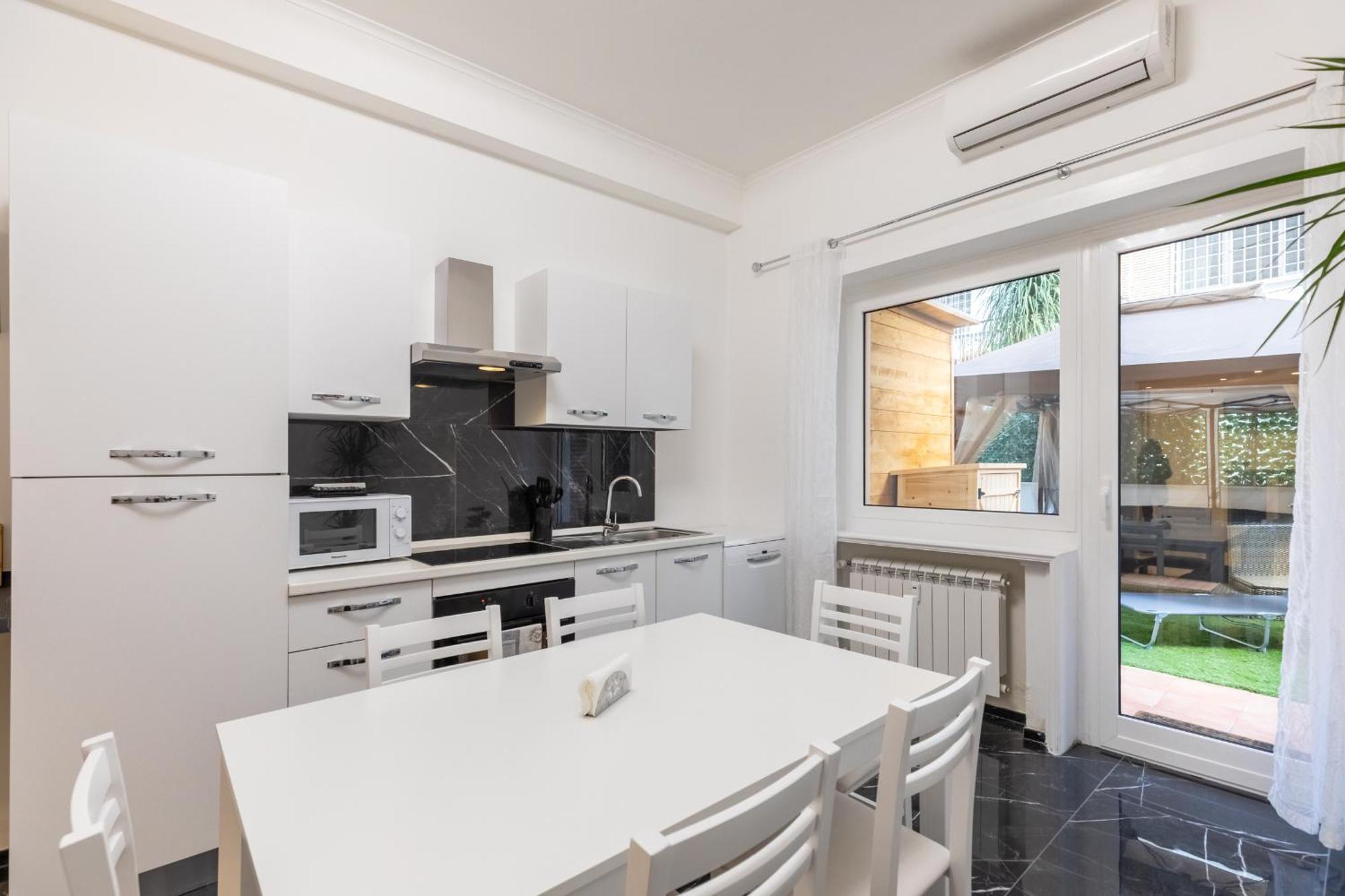 Gregorio VII Luxury Home Apartment Рим Екстер'єр фото